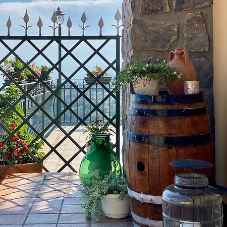 B&B Villa Reginella Аджерола Экстерьер фото